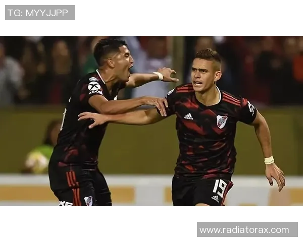 解放者杯激战弗拉门戈与克鲁塞罗争夺荣耀之战